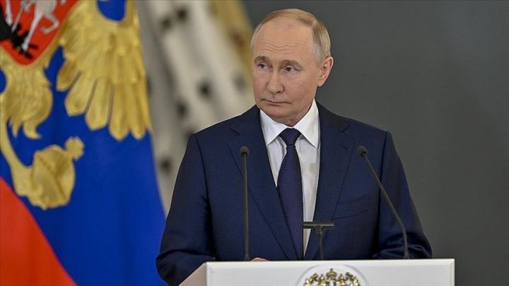 Putin: Rusia Akan Berdiri Bersama Rakyat Iran