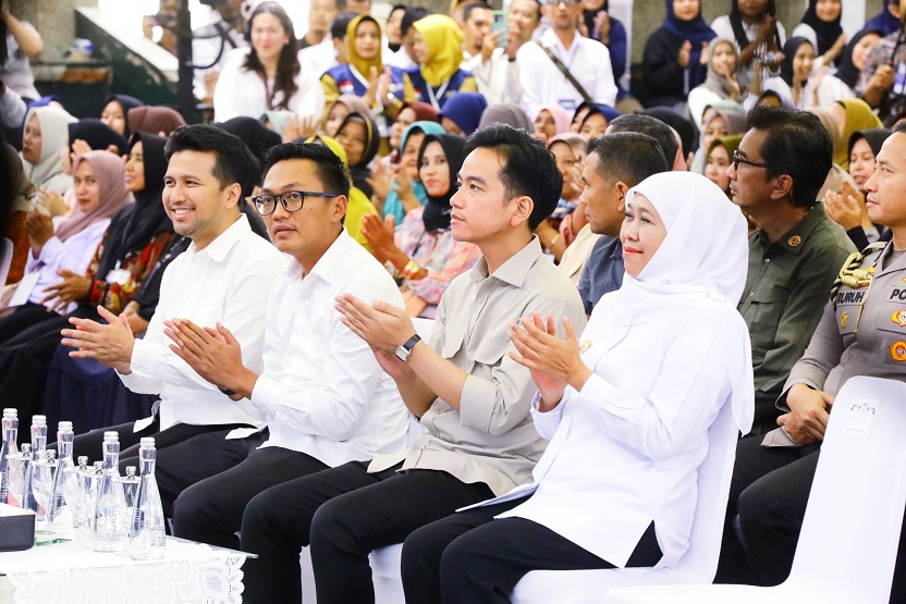 Wapres Gibran Apresiasi Semangat Pendamping dan Nasabah PNM Mekaar di Bondowoso, Gubernur Khofifah: 2,4 Juta IRT di Jatim Berdaya Lewat UMKM