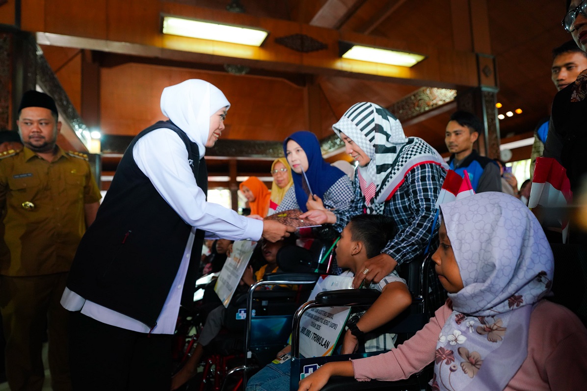 Bansos Jangan untuk Judol, Gubernur Khofifah Ingatkan Bijak Manfaatkan Bantuan, Optimis Putus Rantai Kemiskinan Jatim