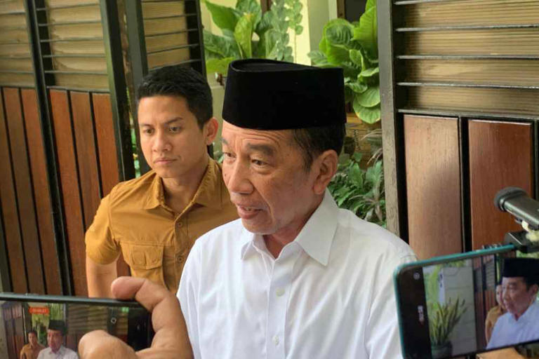 Jokowi Respon Santai Dugaan Ijazah Palsu: Kegaduhan Malah Buat Saya Untung