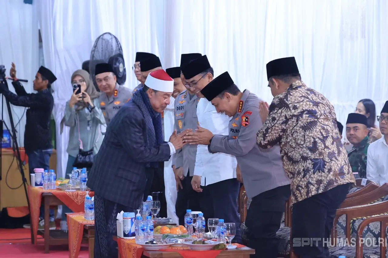 Kapolri Hadiri Puncak Haul Pondok Buntet Pesantren Cirebon 2025: Tradisi, Doa, dan Keteladanan Ulama