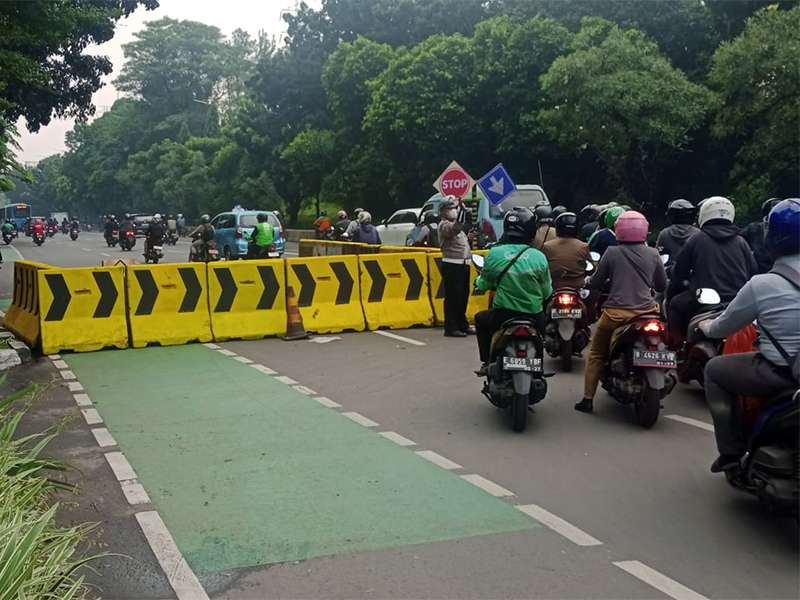 Ada Proyek Galian, Pengendara Diimbau Hindari Jalan DI Panjaitan Ruas Cawang-Kebon Nanas