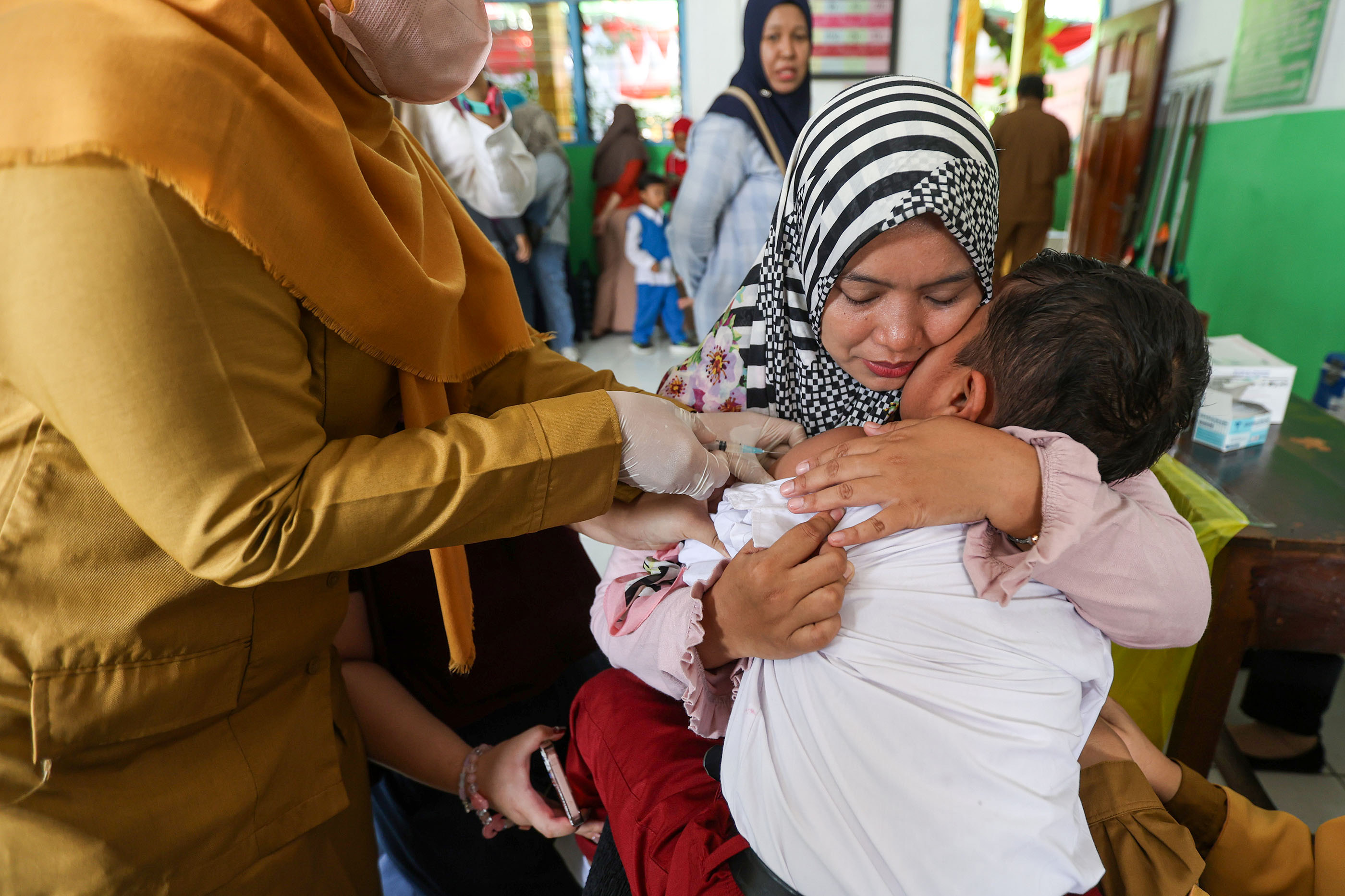 Cegah Kanker Serviks Sejak Dini, Pemkot Surabaya Optimalkan Imunisasi HPV Gratis dan Cek Kesehatan