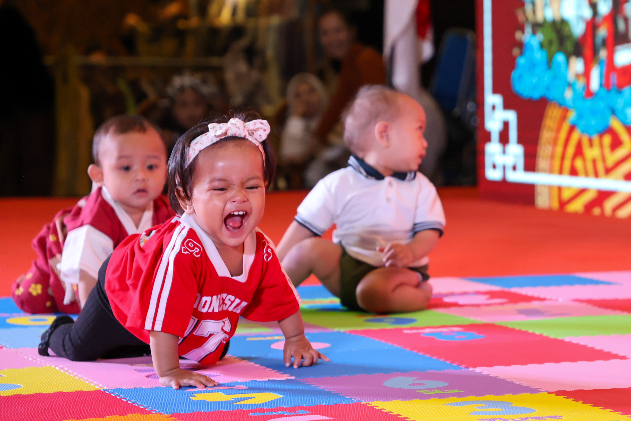 Serunya Lomba Bayi Merangkak di SGE 2025, Pemkot Surabaya Kampanyekan Popok Kain Pakai Ulang