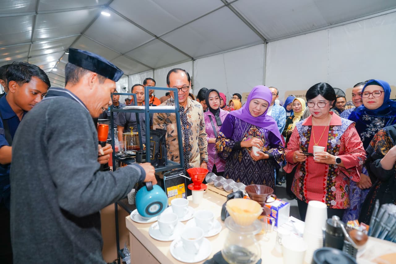 Tutup Java Coffee and Flavors Fest 2025, Gubernur Khofifah Optimis Kopi dan Kakao Jatim Makin Besar Tembus Pasar Global