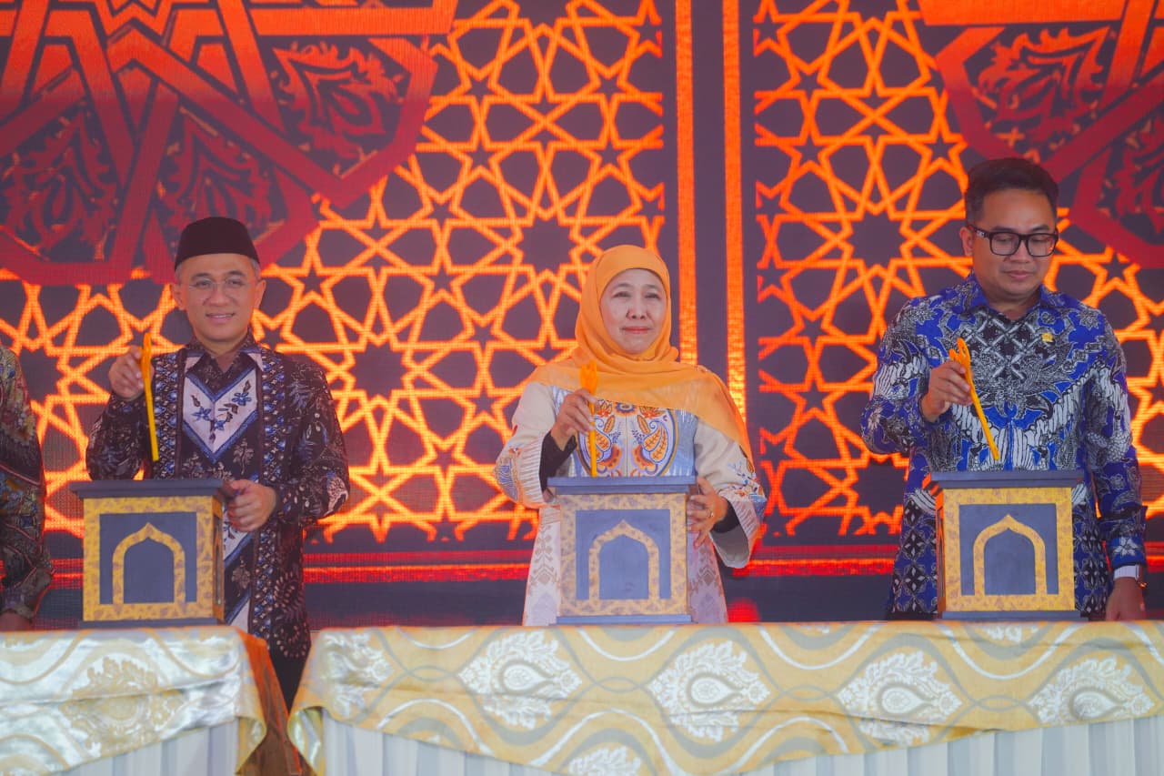 Kembali Tuan Rumah FESyar Regional Jawa di 2025, Gubernur Khofifah: Jatim Pusat Ekonomi dan Keuangan Syariah Nasional Menuju Global