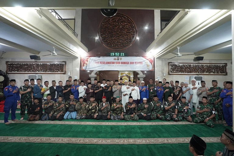 Doa Bersama Ojol di Bali: Ikhtiar Spiritual untuk Keselamatan Bangsa dan Negara