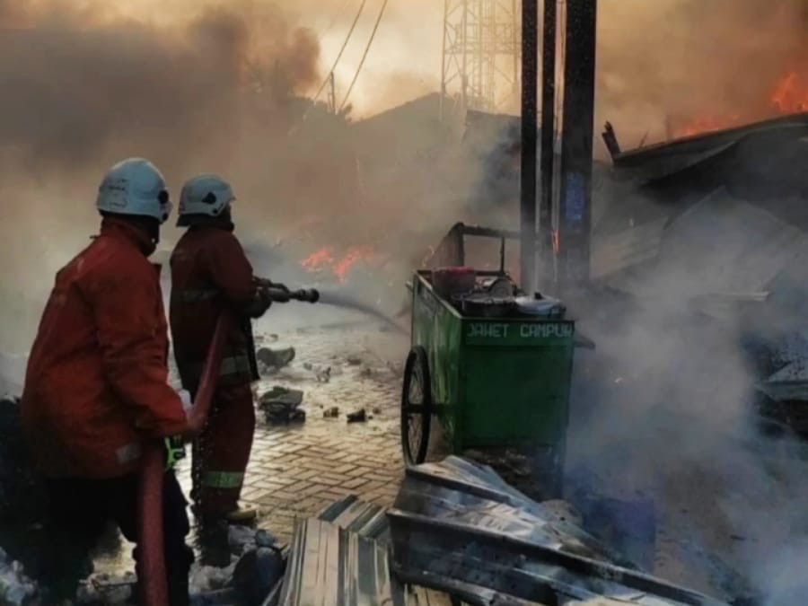DPKP Surabaya Catat 51 Insiden Kebakaran Selama September 2025, Dipicu Musim Panas dan Kelistrikan