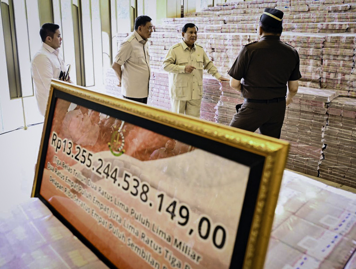 Presiden Prabowo Tegaskan Komitmen Penegakan Hukum yang Adil untuk Rakyat Kecil