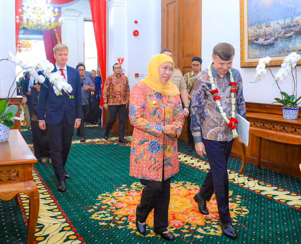 Gubernur Khofifah Terima Duta Besar Federasi Rusia, Jajaki Kerjasama Perkuat Pengembangan Sektor Maritim dan Pendidikan Jatim