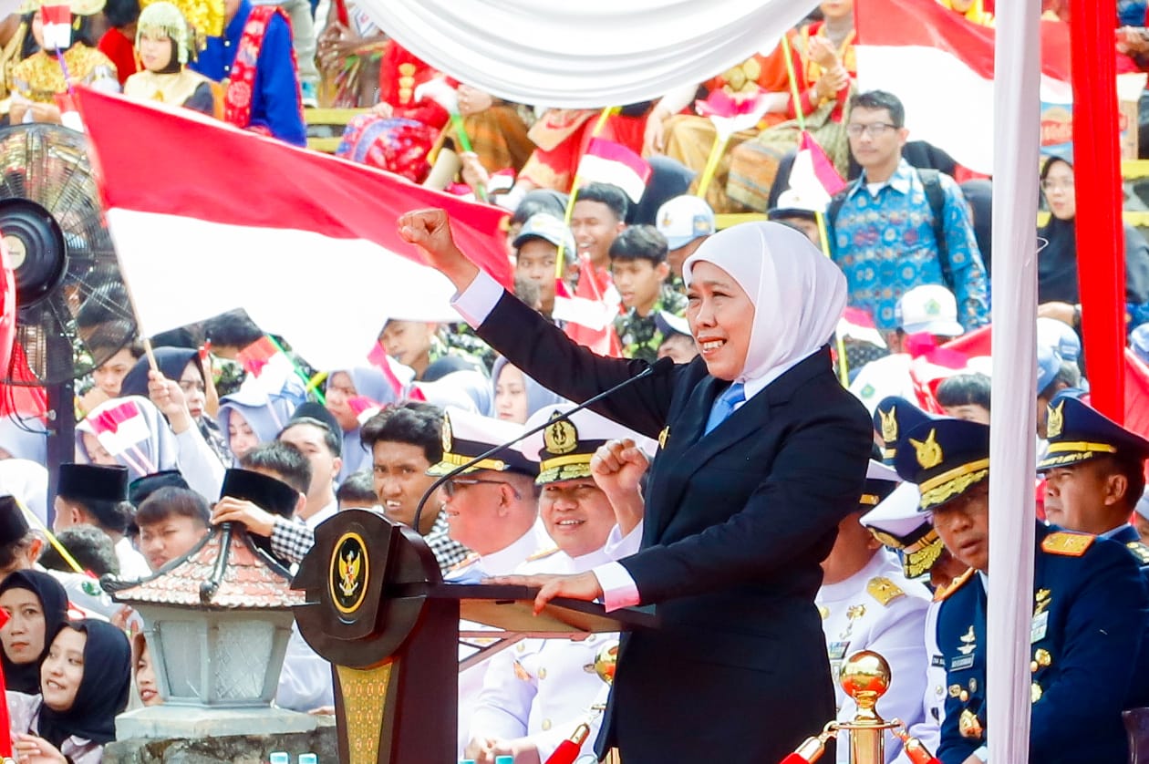 Gubernur Khofifah Pimpin Upacara Hari Sumpah Pemuda ke97, Ajak Masyarakat Wujudkan Pemuda Pemudi Jatim Berdaya dan Tangguh