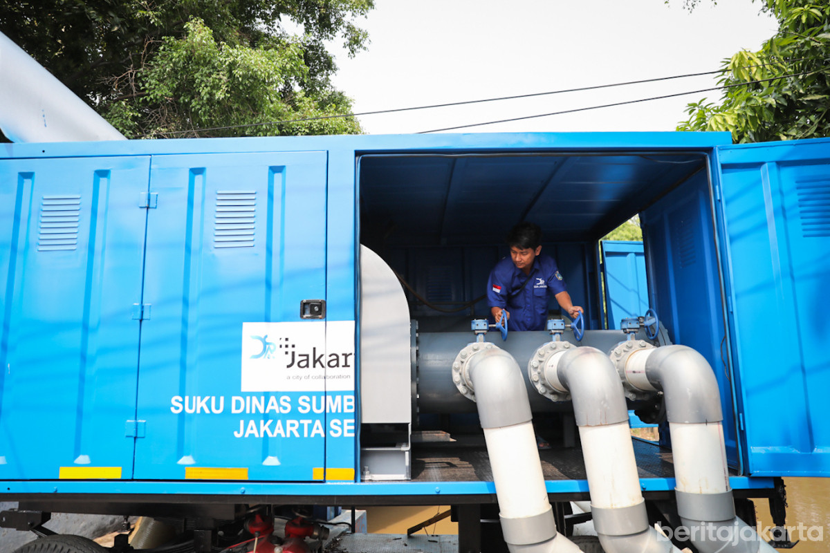 Pemprov DKI Siapkan Pompa Antisipasi Banjir di Musim Hujan