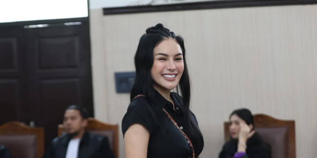 Nikita Mirzani Divonis 4 Tahun Penjara