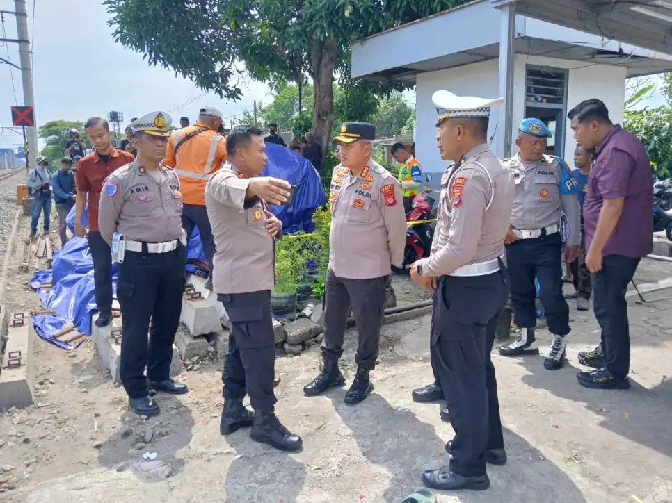 Tiga Tewas Dalam Kecelakaan Maut Di Perlintasan Kereta Api Yogyakarta