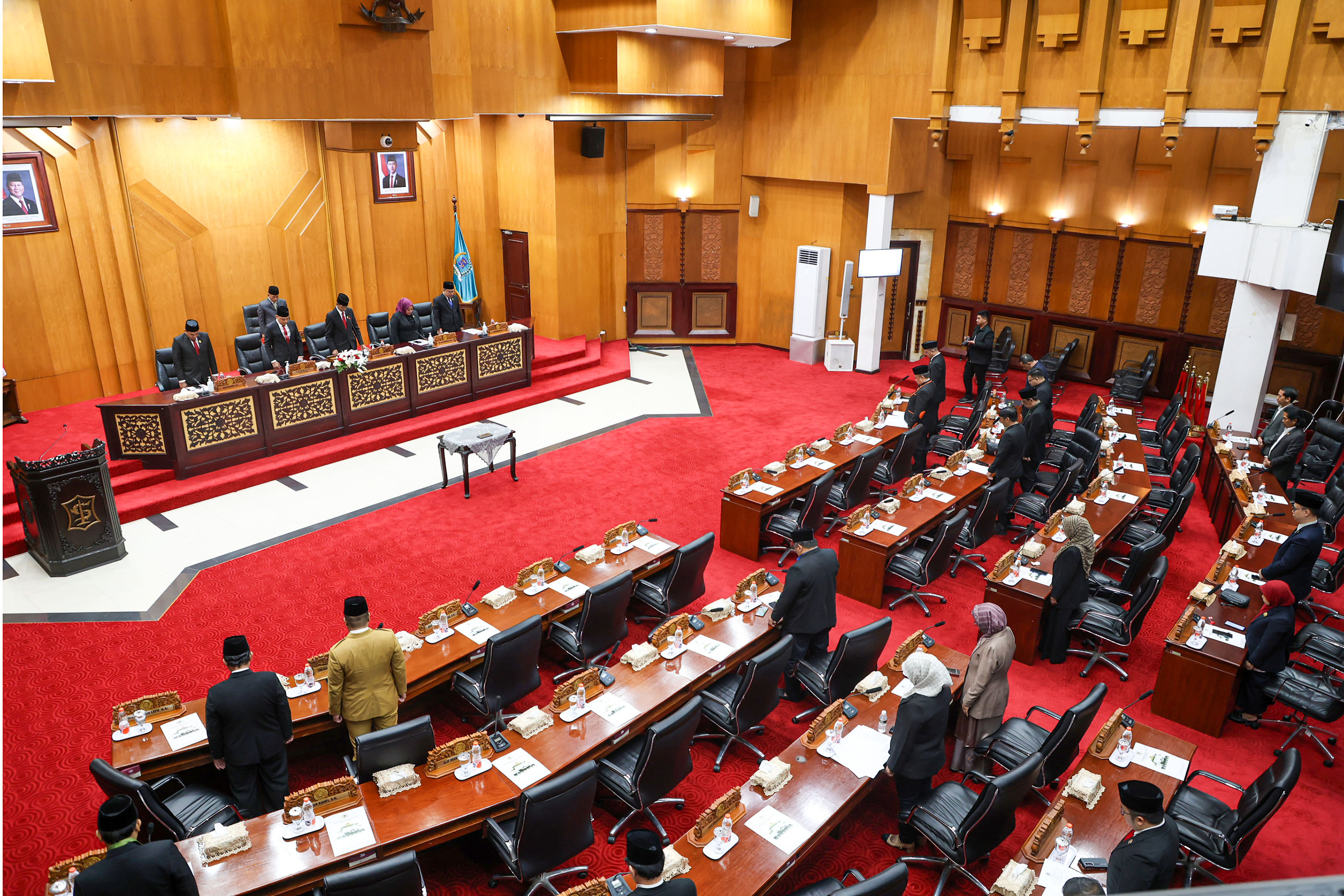 Hari Pahlawan Jadi Saksi, Raperda APBD Surabaya 2026 Disepakati Rp12,7 T