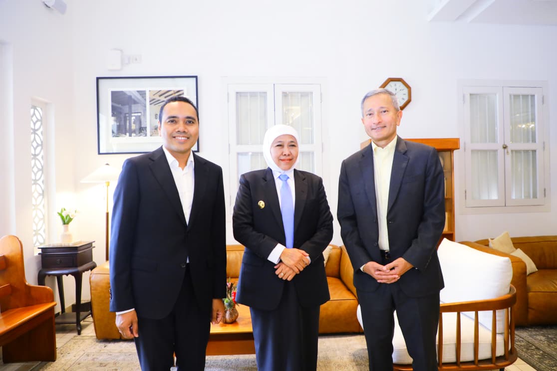 Gubernur Khofifah Penuhi Undangan Menlu Singapura, Bahas Penguatan Kerja Sama Ekonomi, Investasi, SDM, Pendidikan