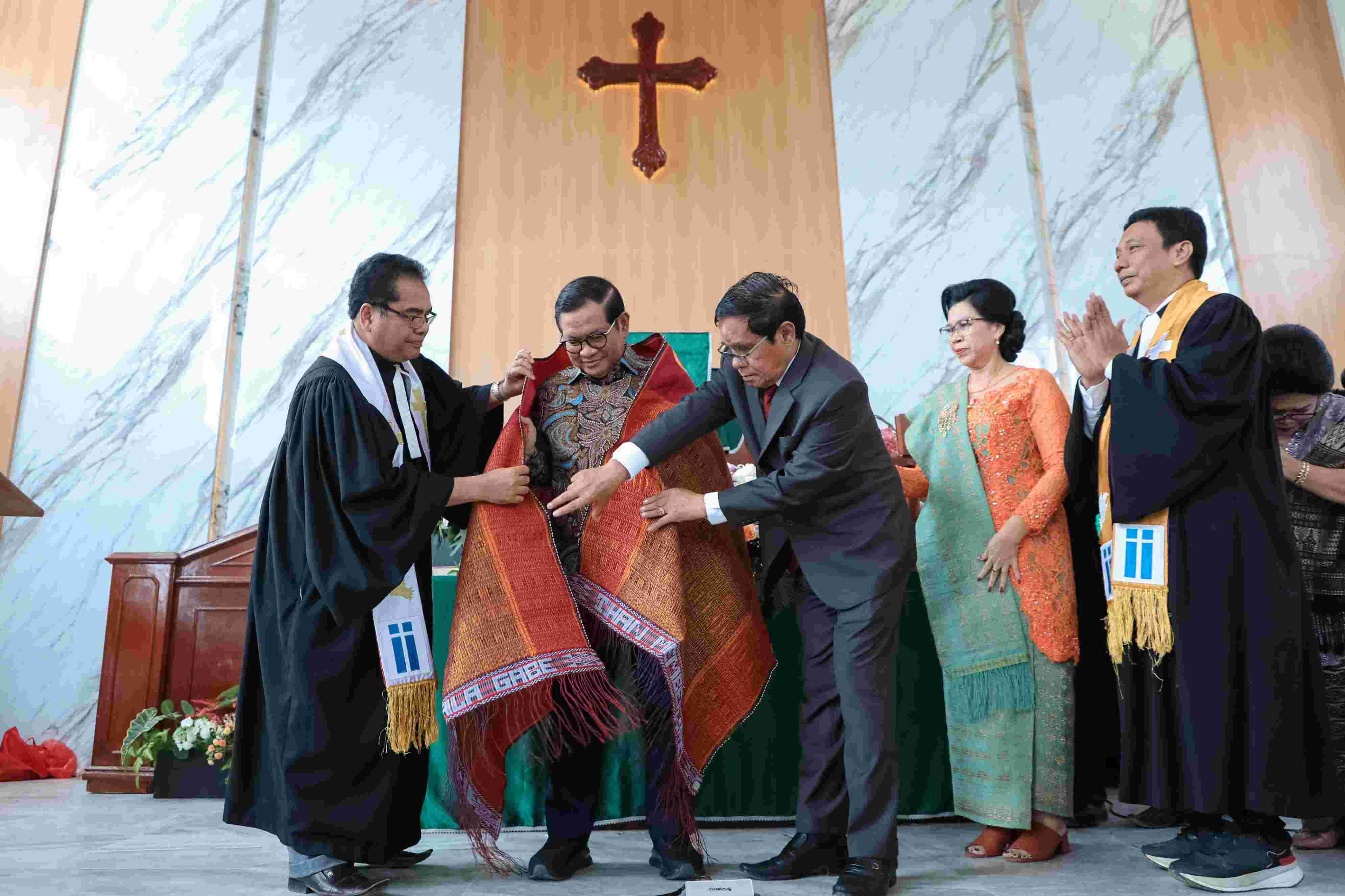 Resmikan Gedung Gereja HKI Tanjung Priok, Gubernur Pramono: Mari Jaga Keharmonisan dan Toleransi Antarumat