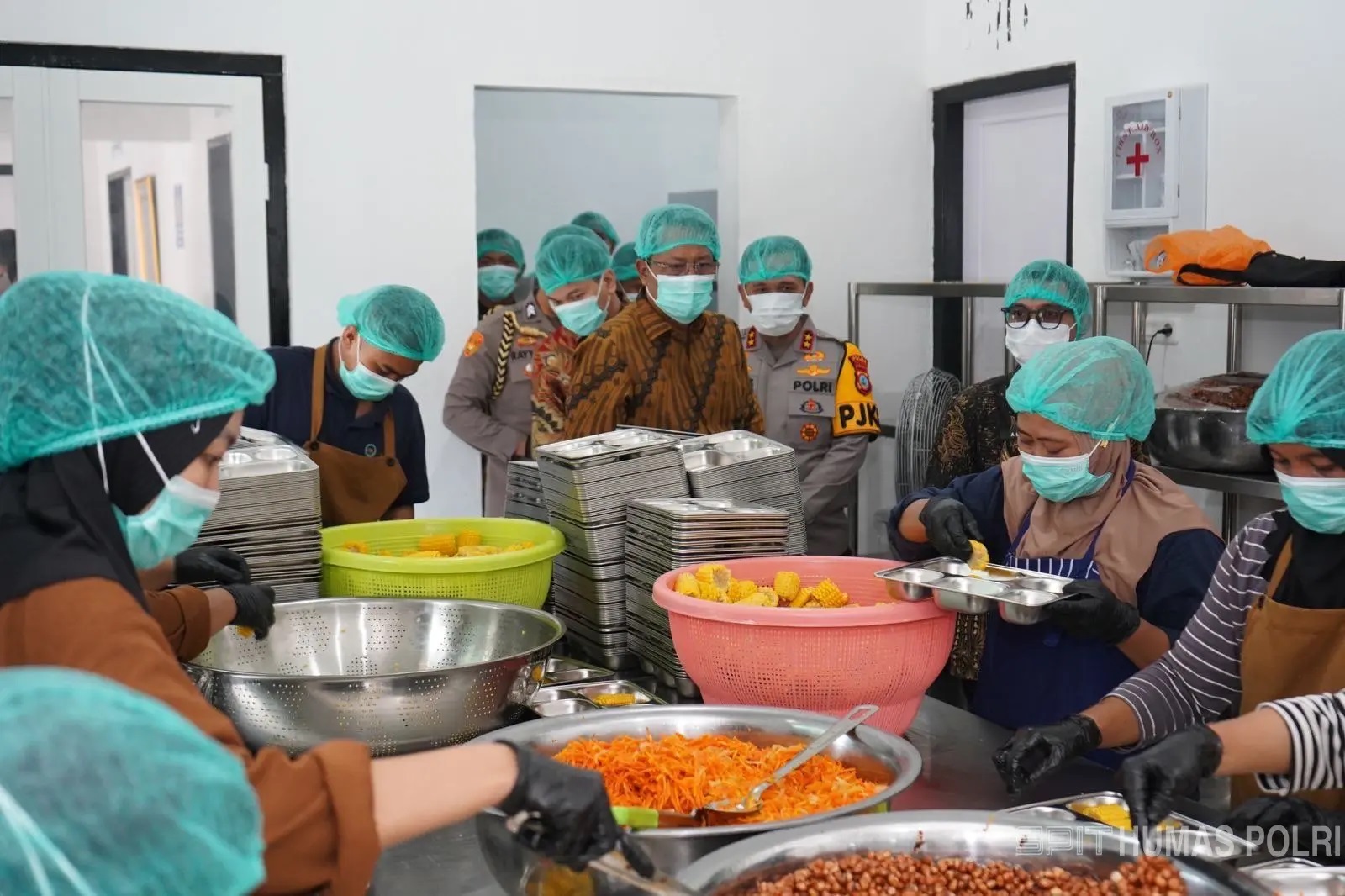 Menteri Supratman Andi Agtas Tinjau Fasilitas SPPG Sulteng untuk Pastikan Kualitas MBG