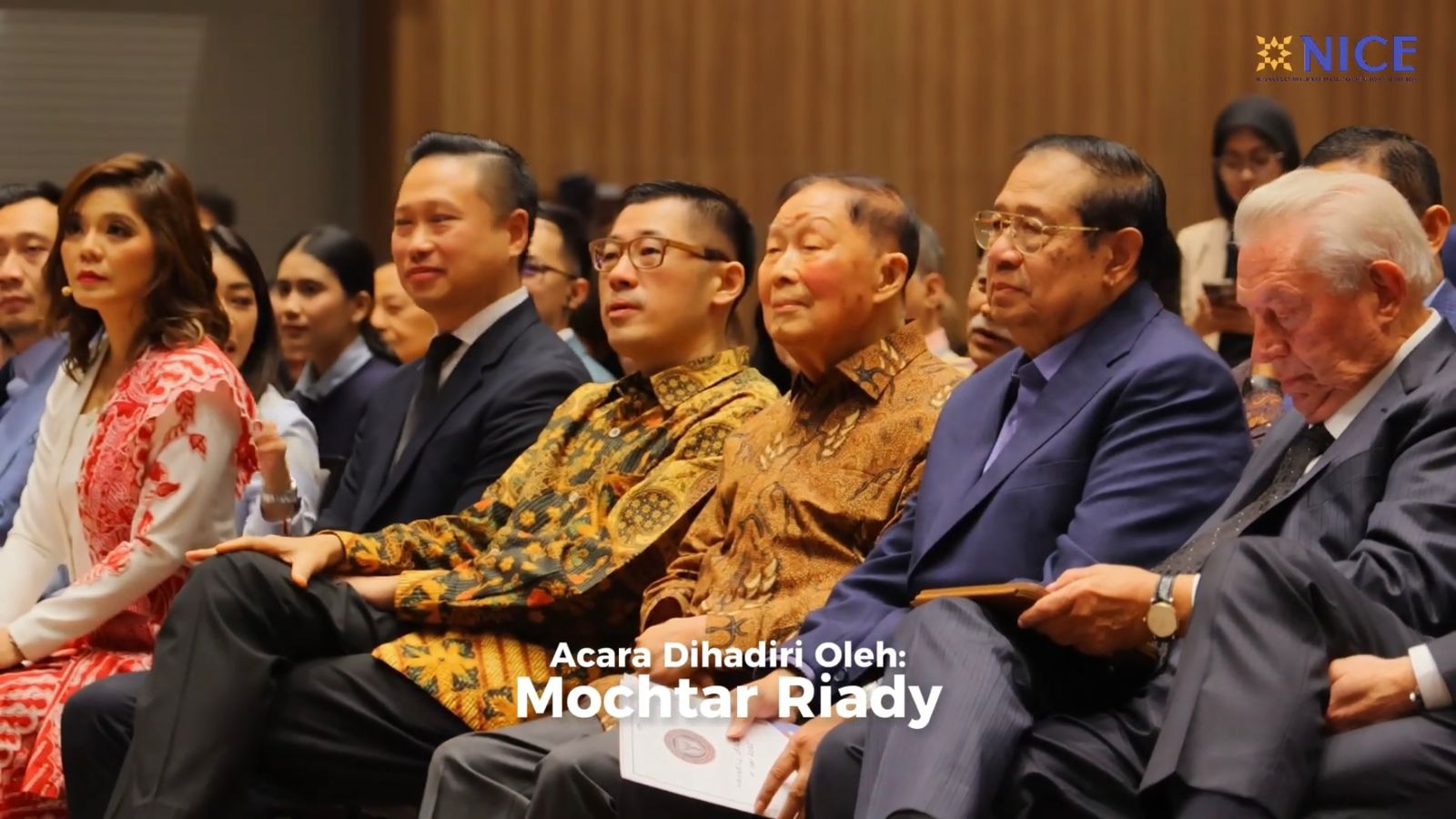 Momen Bersejarah: Tiga Tokoh Dunia Tampil Bersama di Panggung NICE PIK2