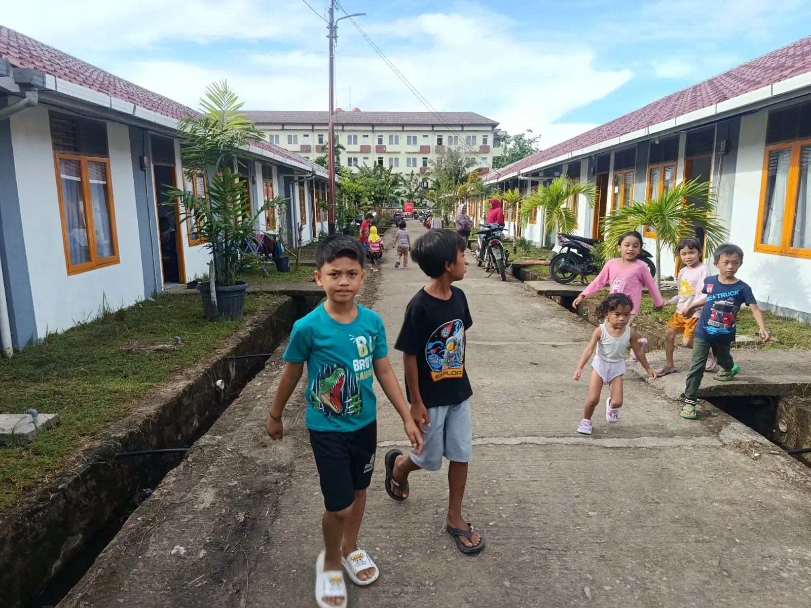 Pemerintah Siapkan Hunian Sementara untuk Pengungsi Bansor di Kota Padang