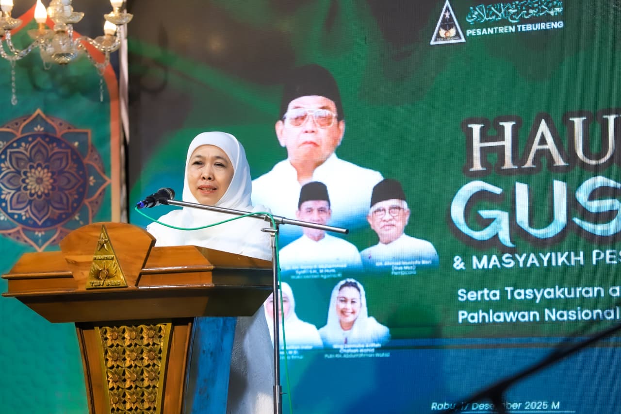 Gubernur Khofifah Hadiri Haul 16 Gus Dur di Tebuireng, Ajak Teladani Ajaran Kemanusiaan dan Keikhlasan Gus Dur