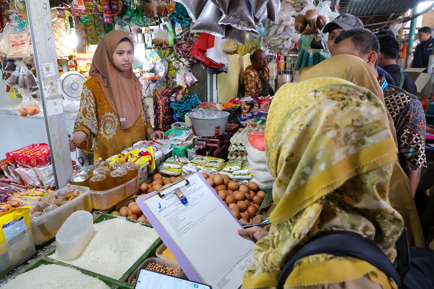 Stok Pangan Surabaya Aman hingga Delapan Bulan, Pemkot Imbau Warga Bijak Berbelanja Jelang Nataru