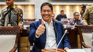 OJK Nilai Peluang IHSG Sentuh 10.000 Terbuka Jika Fundamental Ekonomi Kuat