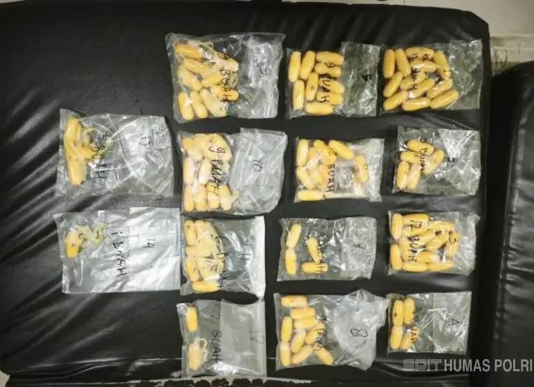 Gagalkan Penyelundupan Sabu di Bandara Soetta, Pasutri Asal Pakistan Telan 162 Kapsul