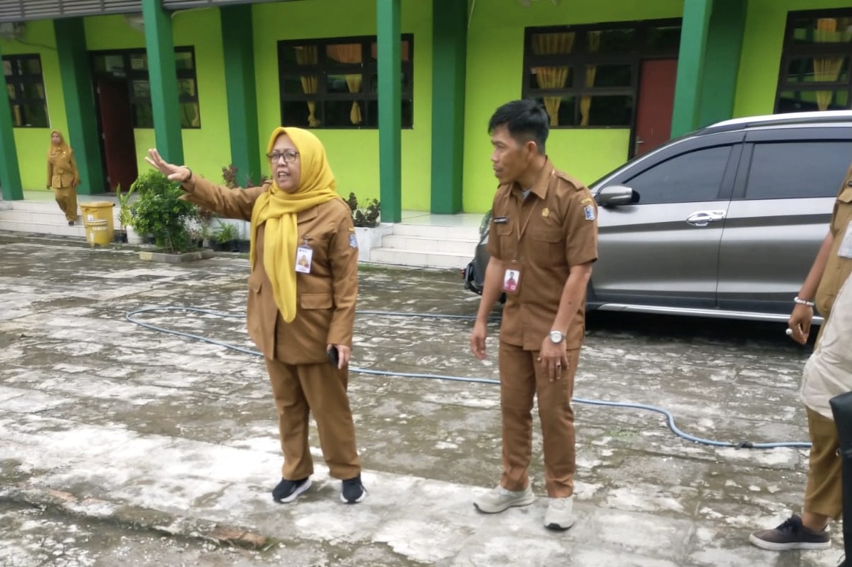 Genangan di SDN Ujung V Surabaya Surut, Dispendik Pastikan KBM Tetap Normal
