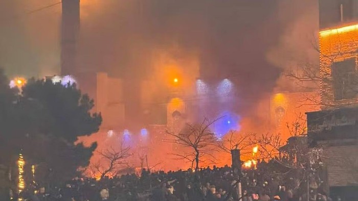 China Tolak Campur Tangan Asing, Iran Tuduh AS dan Israel Dalangi Kerusuhan