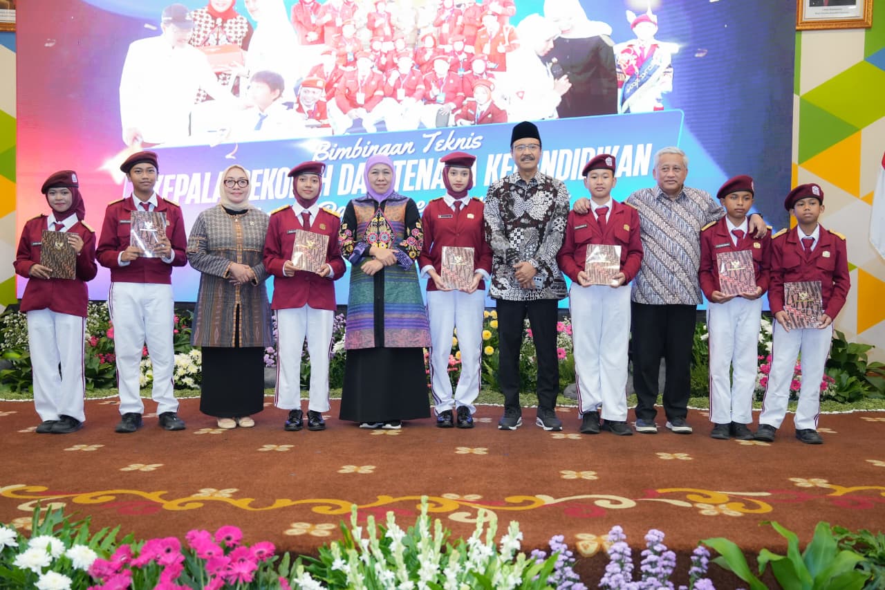 Gubernur Khofifah Buka Bimtek Kepala Sekolah Tenaga Kependidikan Sekolah Rakyat Jatim, Yakin  SR Efektif Putus Kemiskinan