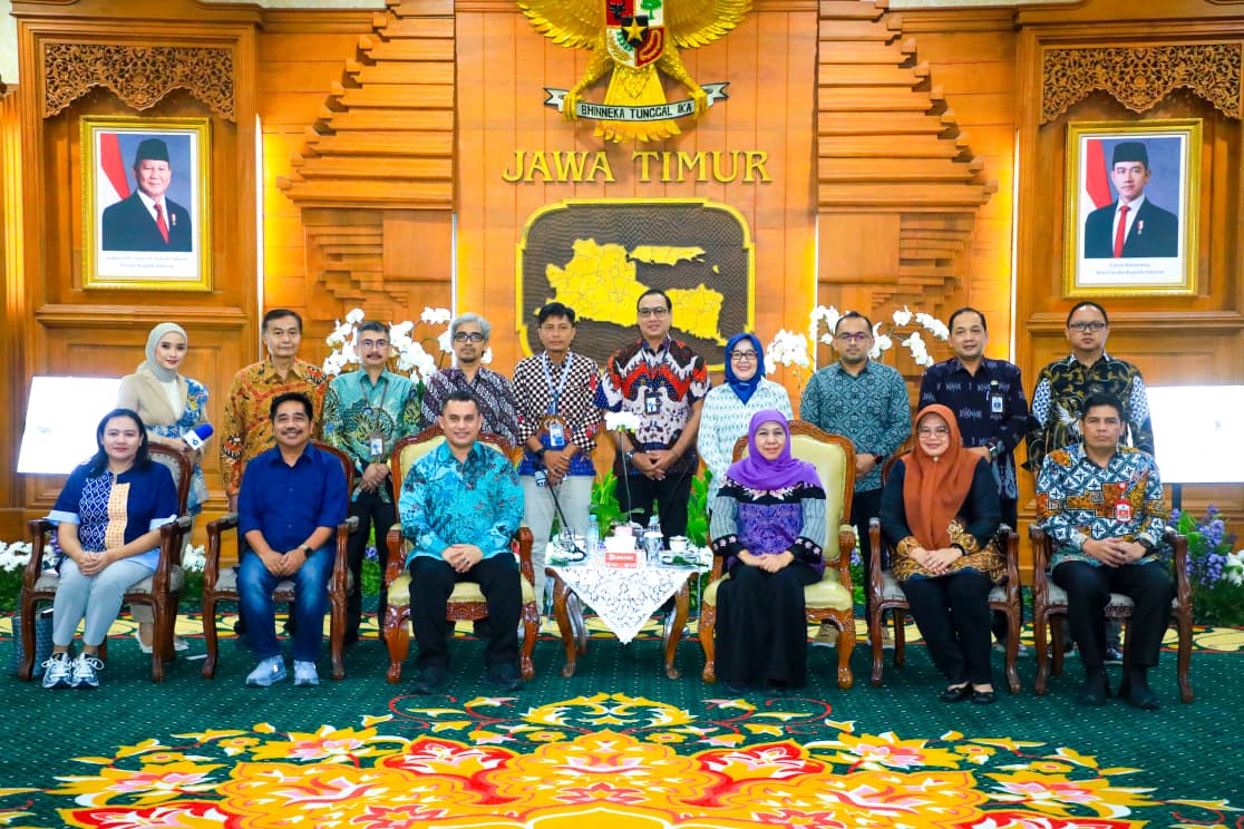 Gubernur Khofifah Dorong Sinergi, Dukung TVRI Sukseskan Siaran FIFA World Cup 2026 di Jatim