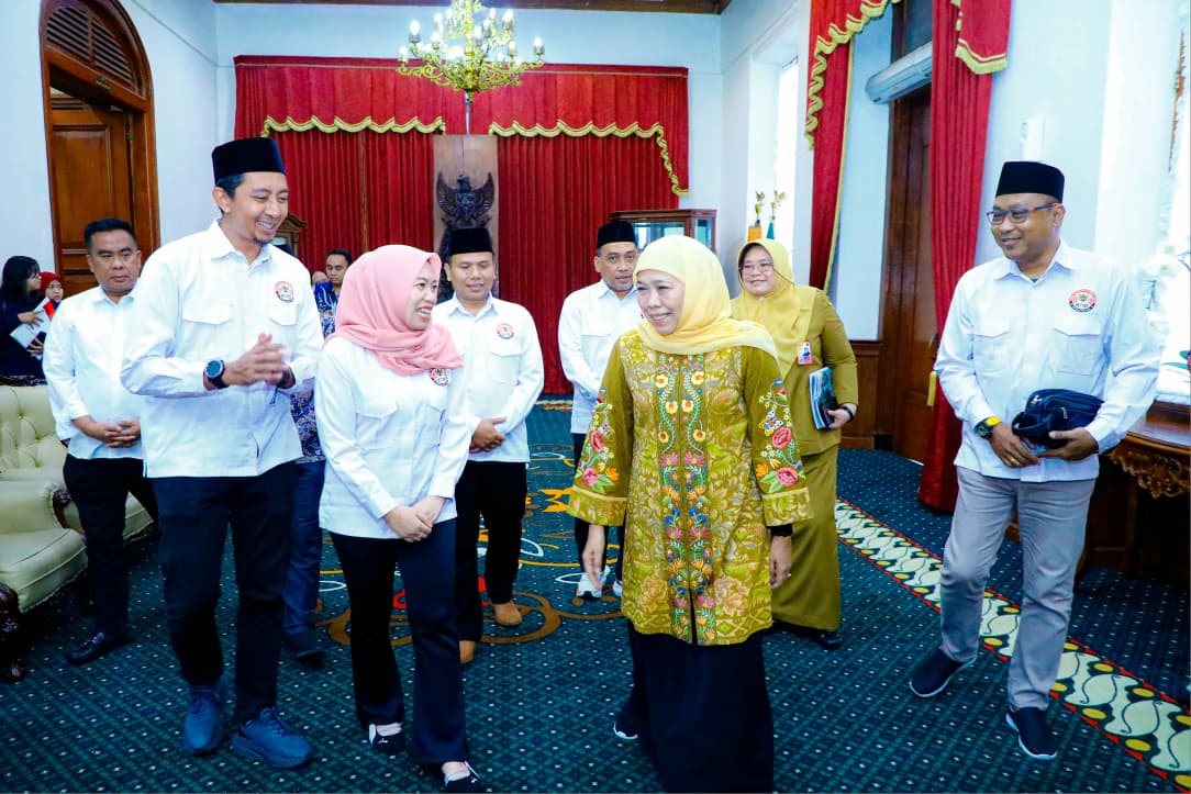 Gubernur Khofifah Terima KPID Jatim, Ajak Perkuat Sinergi Lembaga Penyiaran dan Pemerintah Daerah Jelang Piala Dunia