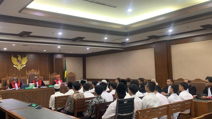 25 Terdakwa Kericuhan Demo Agustus 2025 Divonis, Dua Orang Dipenjara 7 Bulan