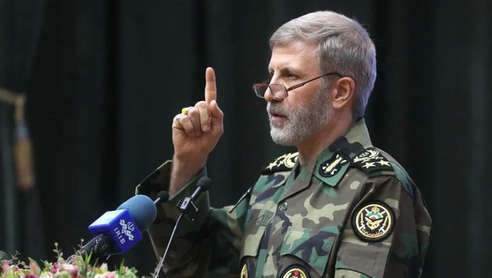 Iran Peringatkan AS dan Israel, Militer Siaga Penuh di Tengah Ketegangan Teluk