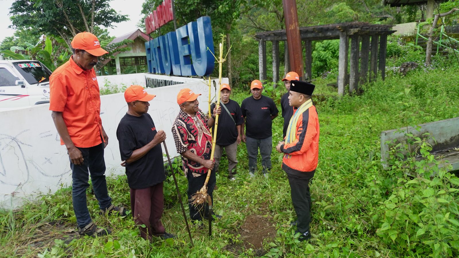 Tanam Bambu Kuning di Gunung Fatuleu, Gerakan Rakyat Bawa Pesan Kemakmuran untuk Kupang