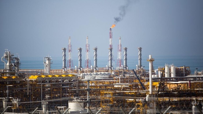 Eskalasi Konflik Timur Tengah: Fasilitas Gas Terbesar Dunia Milik Iran Digempur, Teheran Balas Serang Negara Teluk