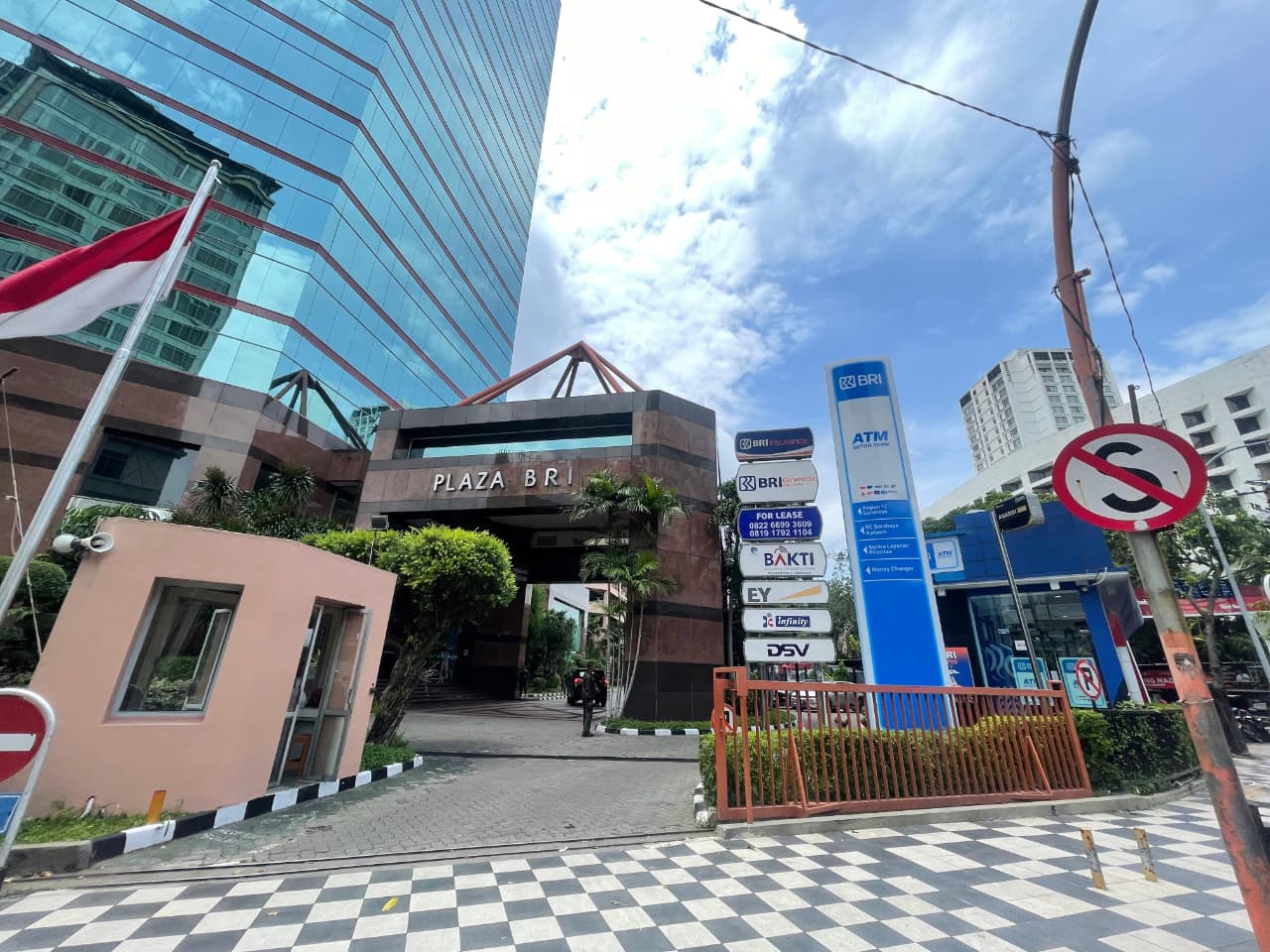 Jelang Periode Libur Lebaran BRI Imbau Nasabah Waspada Penipuan Modus File APK