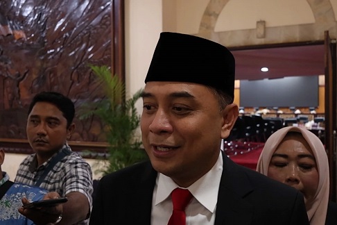 Pemkot Surabaya Tunggu Arahan Presiden soal WFH, Wali Kota Eri Siapkan Skema Alternatif Hemat BBM
