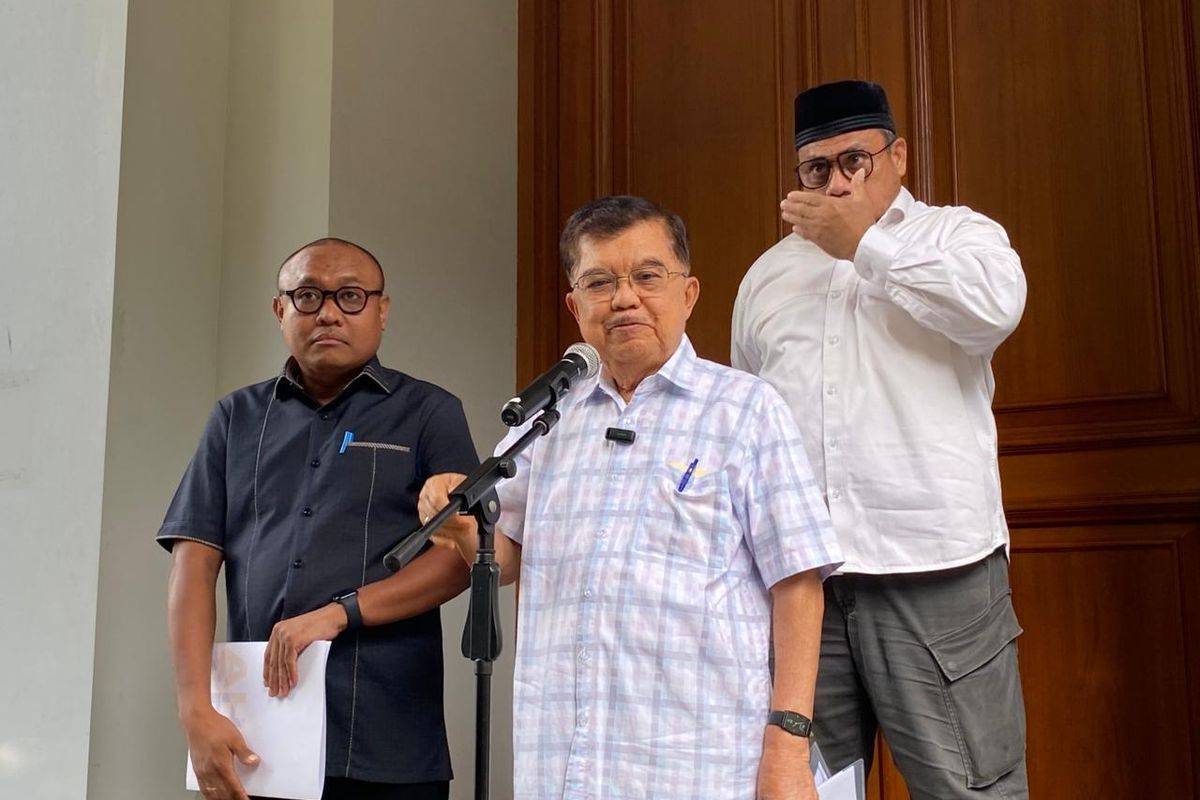 Bantah Danai Isu Ijazah Jokowi, Jusuf Kalla Bakal Polisikan Rismon Sianipar Atas Dugaan Fitnah