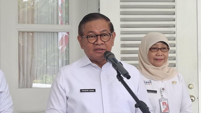 Trotoar dan Penghijauan Dikebut, Gubernur Pramono Targetkan CFD Rasuna Said Efektif Pekan Depan