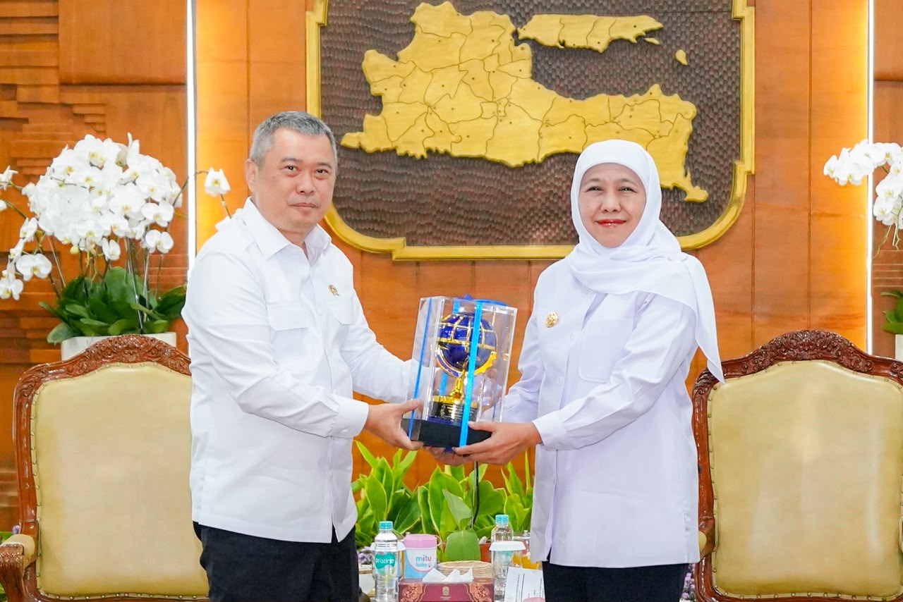Gubernur Khofifah Wagub Emil Terima Menhub Dudy, Percepat Pengembangan Transportasi Terintegrasi Jatim