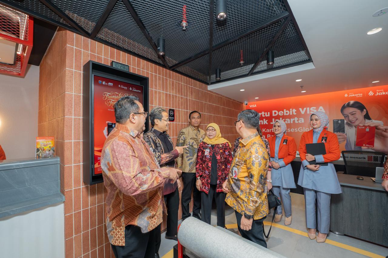 Permudah Transaksi, Bank Jakarta Terapkan eForm di KCP Kebayoran Park