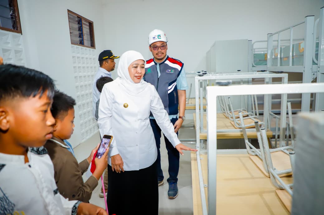 Gubernur Khofifah Tinjau Sekolah Rakyat di Sampang: Alhamdulillah Asrama, Ruang Belajar, Masjid Hingga Sarana Olahraga Sangat Memadai