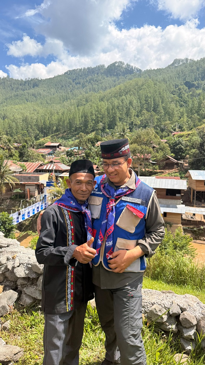 Anies Baswedan, Aksi Bersama, dan Humanies Project Bersama Warga Kemerleng Aceh Sambungkan Kembali Harapan lewat Jembatan Titian Persatuan