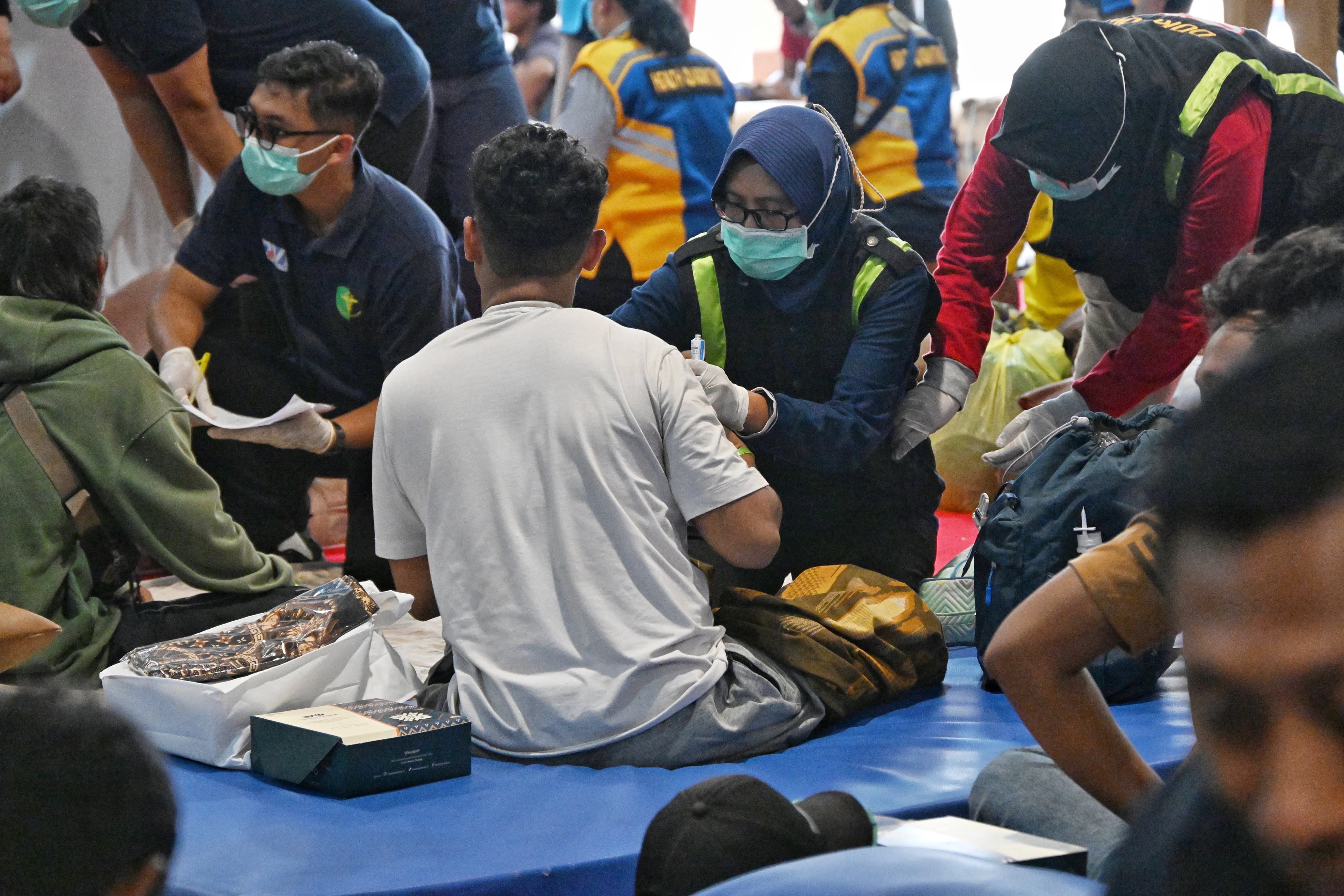 Menhub Dudy Pastikan Penanganan Korban dan Investigasi KMP Mutiara Sentosa II Terus Berjalan