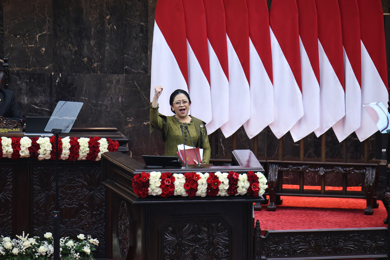 Di Hadapan Prabowo, Puan Singgung Isu Perpecahan dan Serangan ke DPR