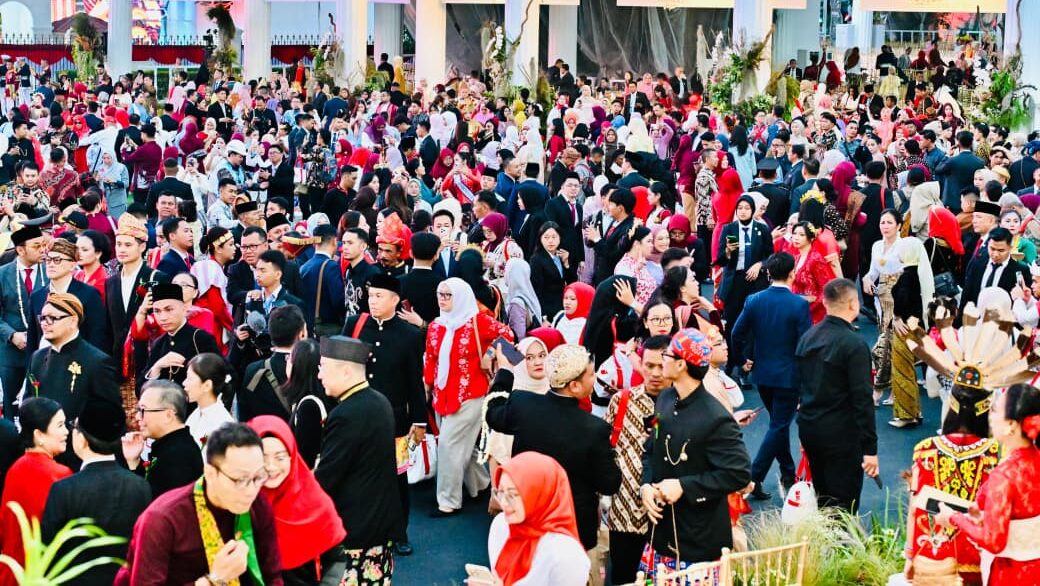 Warga Antusias Rayakan HUT ke-81 RI di Istana, Suvenir hingga Jamuan Rakyat Jadi Sorotan