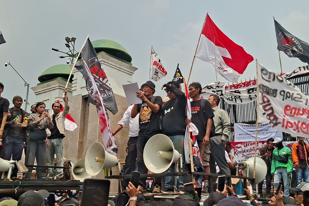 Ini Pernyataan Lengkap Botok Pati Setelah Bertemu Pimpinan DPR