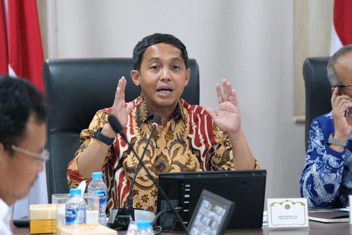 Menhut Buka Suara soal Karhutla: Hampir Pasti Ada yang Membakar